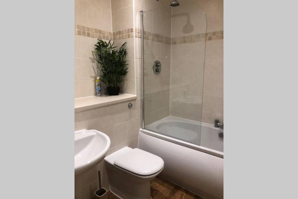 Liverpool, Superb City Centre Apartment With Parking Exterior photo